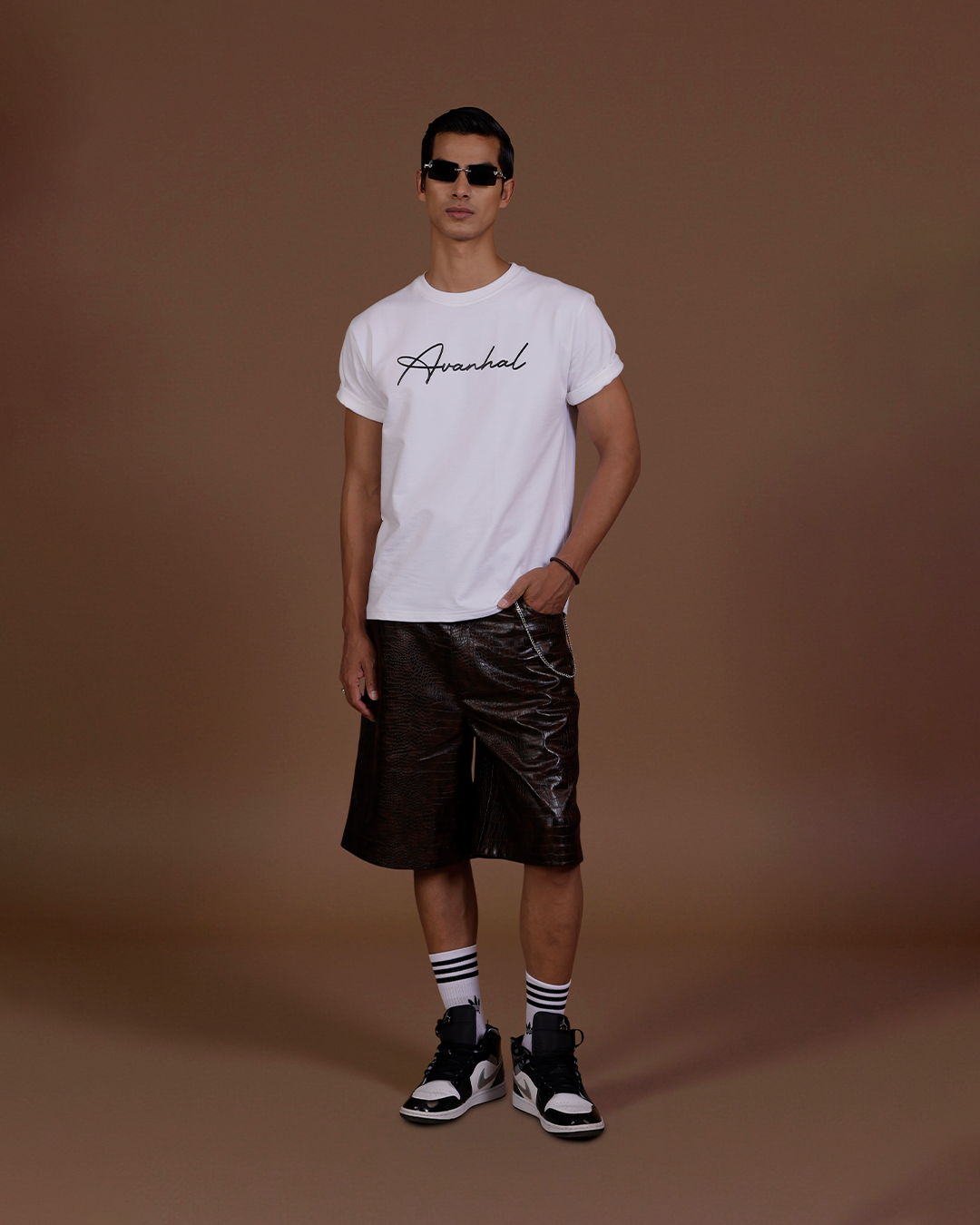 White Avanhal T-Shirt